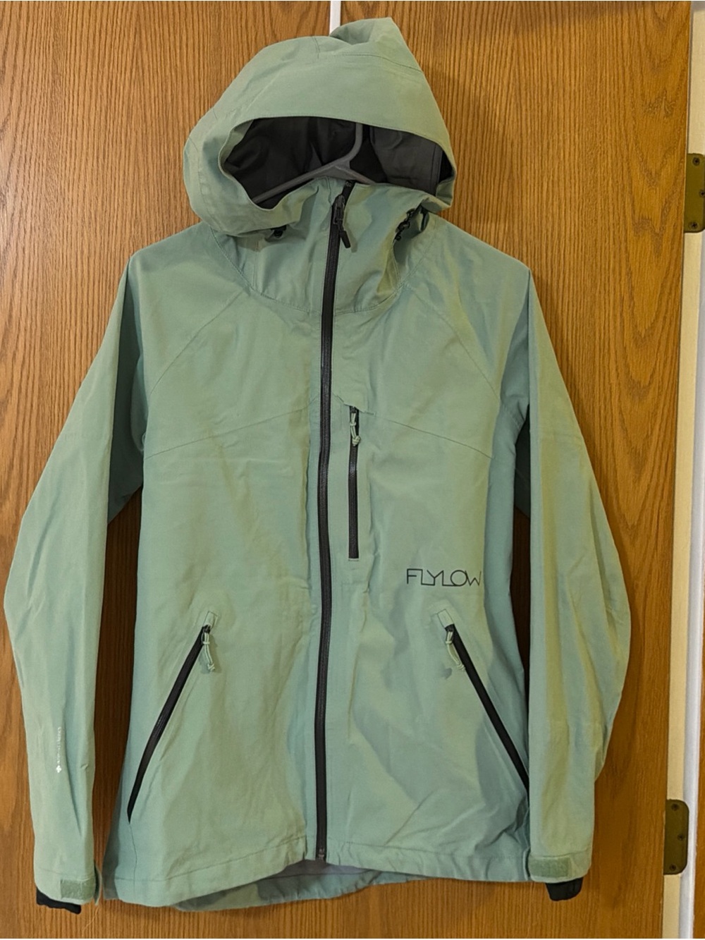 Flylow Vixen Women’s XS Green Rain Coat Soft Shell Ski Full Zip Jacket Snowboard